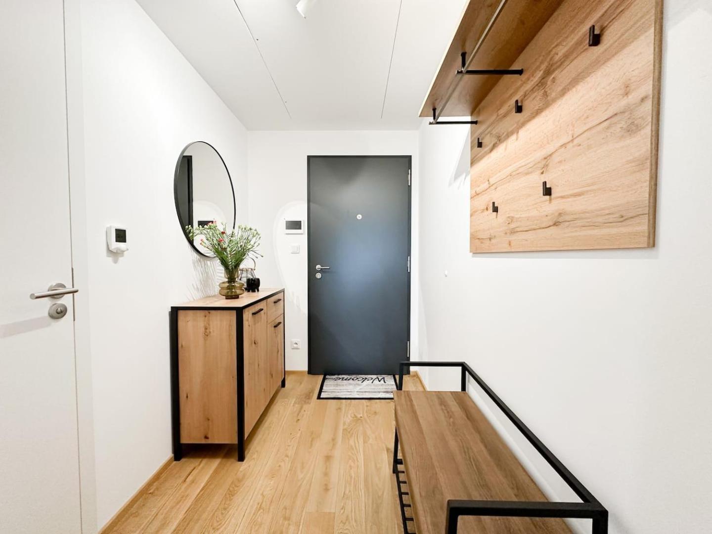 Real Living By Refa Balcony Retreat 91 * Praha